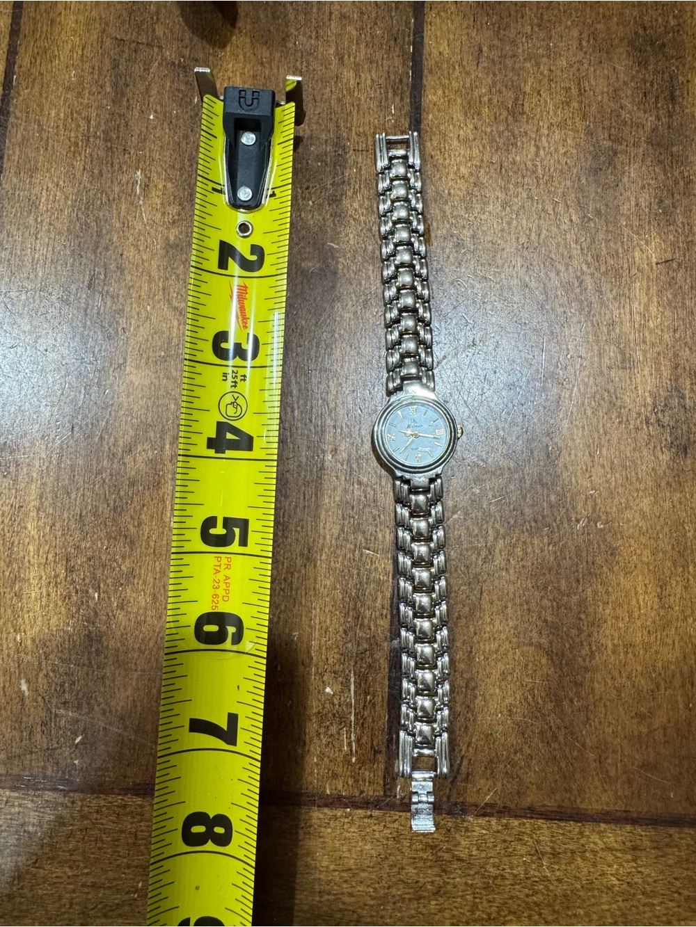 Milano Silver-Tone Women’s Linked Bracelet Watch